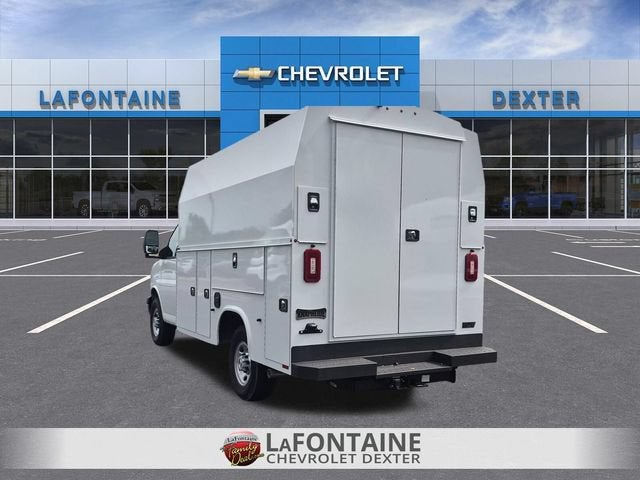 2026 Chevrolet Express Cutaway 3500 1WT