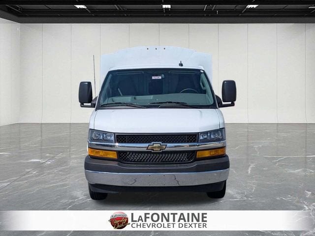 2026 Chevrolet Express Cutaway 3500 1WT