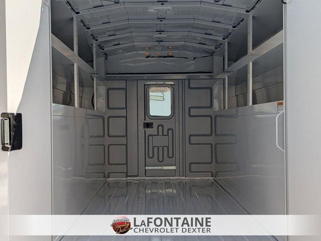 2026 Chevrolet Express Cutaway 3500 1WT