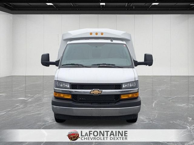 2026 Chevrolet Express Cutaway 3500 1WT