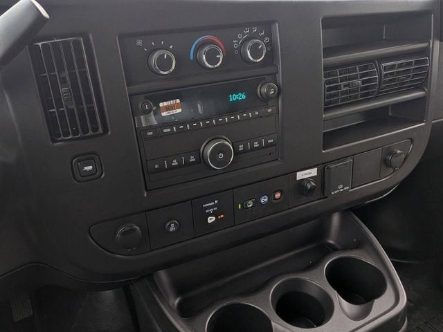 2026 Chevrolet Express Cutaway 3500 1WT