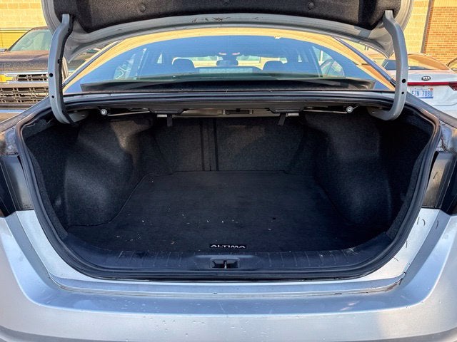 2022 Nissan Altima SV FWD