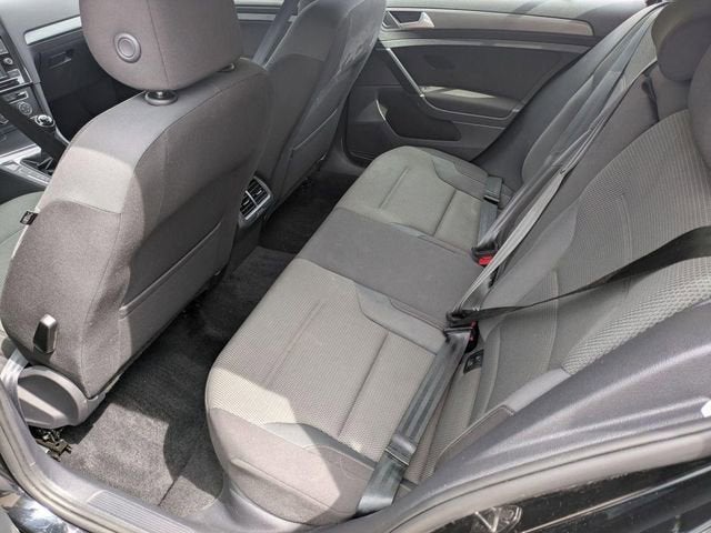 2018 Volkswagen Golf SportWagen TSI S