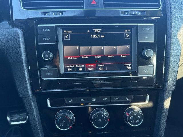 2021 Volkswagen Golf GTI S