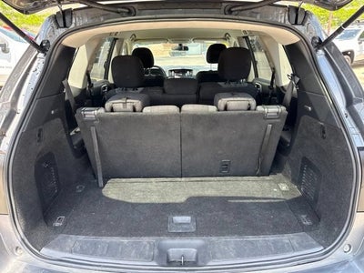 2019 Nissan Pathfinder S