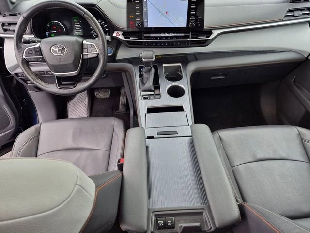 2022 Toyota Sienna XSE