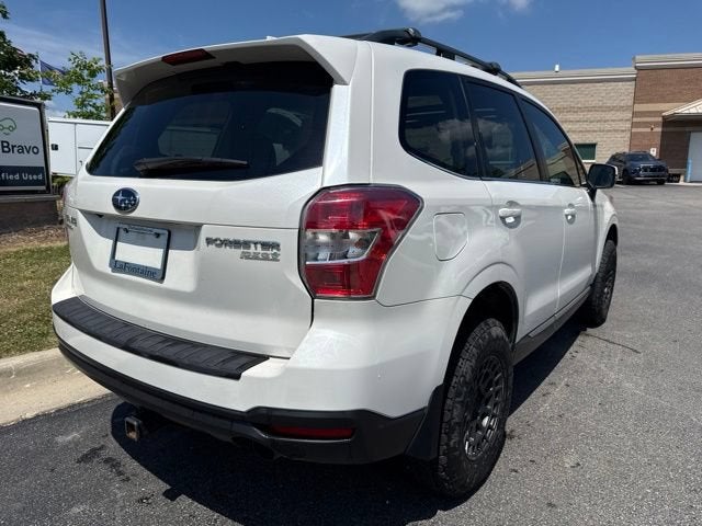2016 Subaru Forester 2.5i Touring