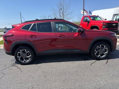 2024 Chevrolet Trax LT