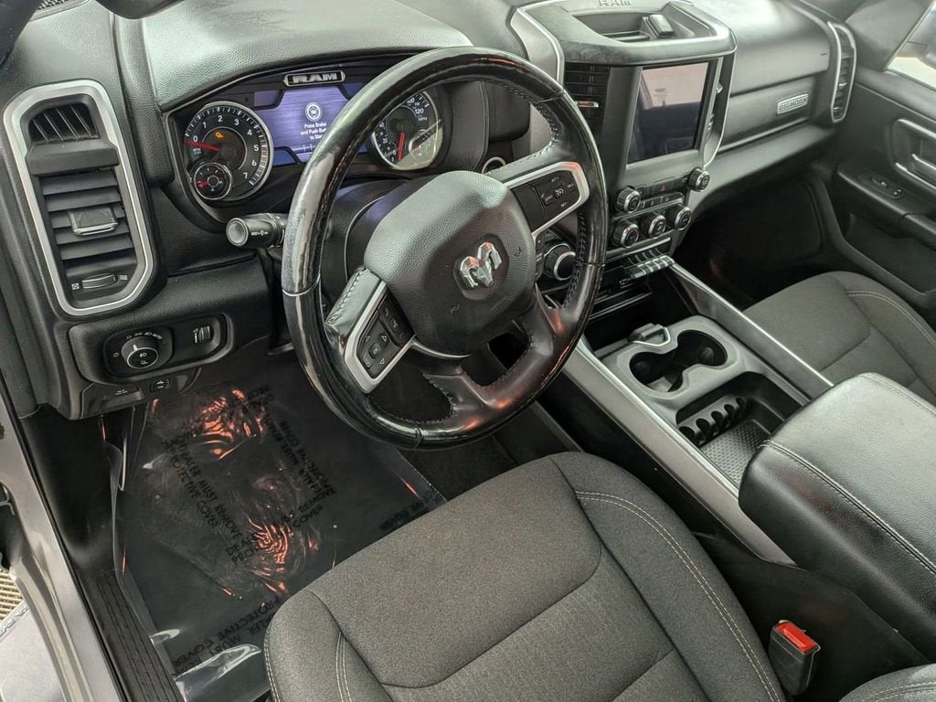 2020 RAM 1500 Big Horn Crew Cab 4x4 5'7" Box