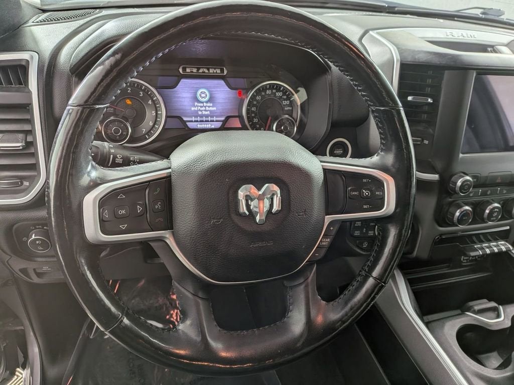 2020 RAM 1500 Big Horn Crew Cab 4x4 5'7" Box