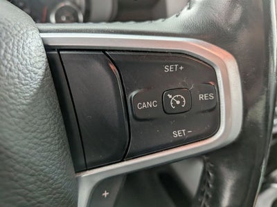 2020 RAM 1500 Big Horn Crew Cab 4x4 5'7" Box