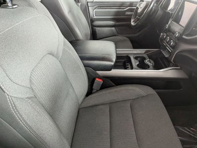 2020 RAM 1500 Big Horn Crew Cab 4x4 5'7" Box