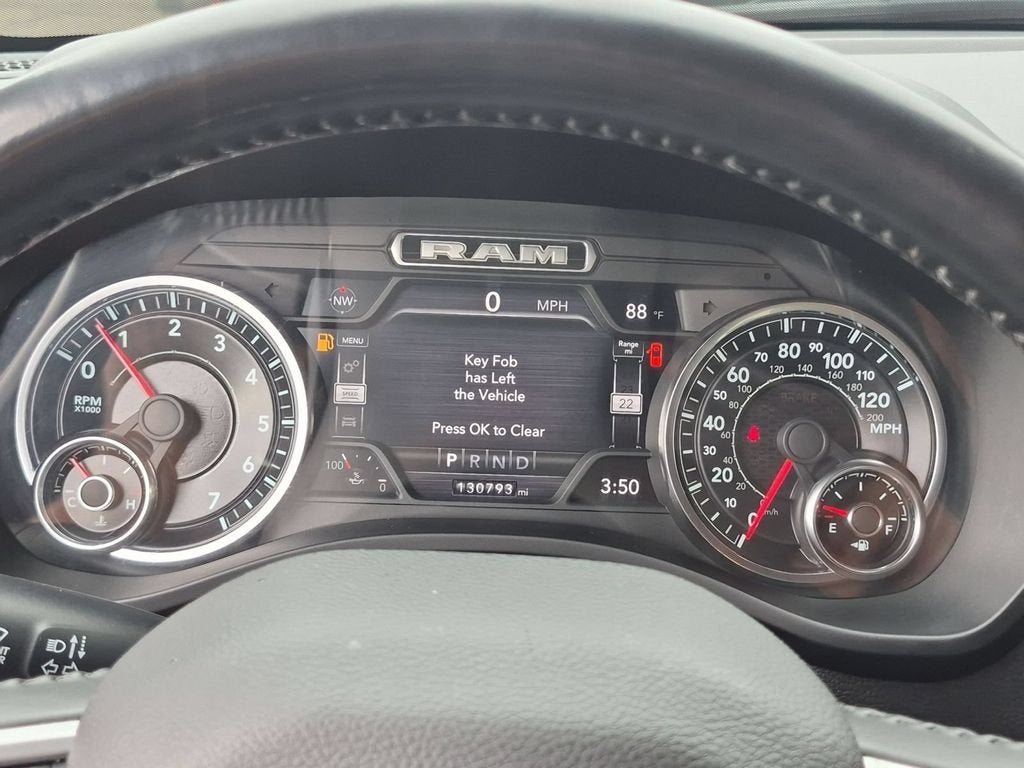 2021 RAM 1500 Big Horn Crew Cab 4x4 5'7" Box