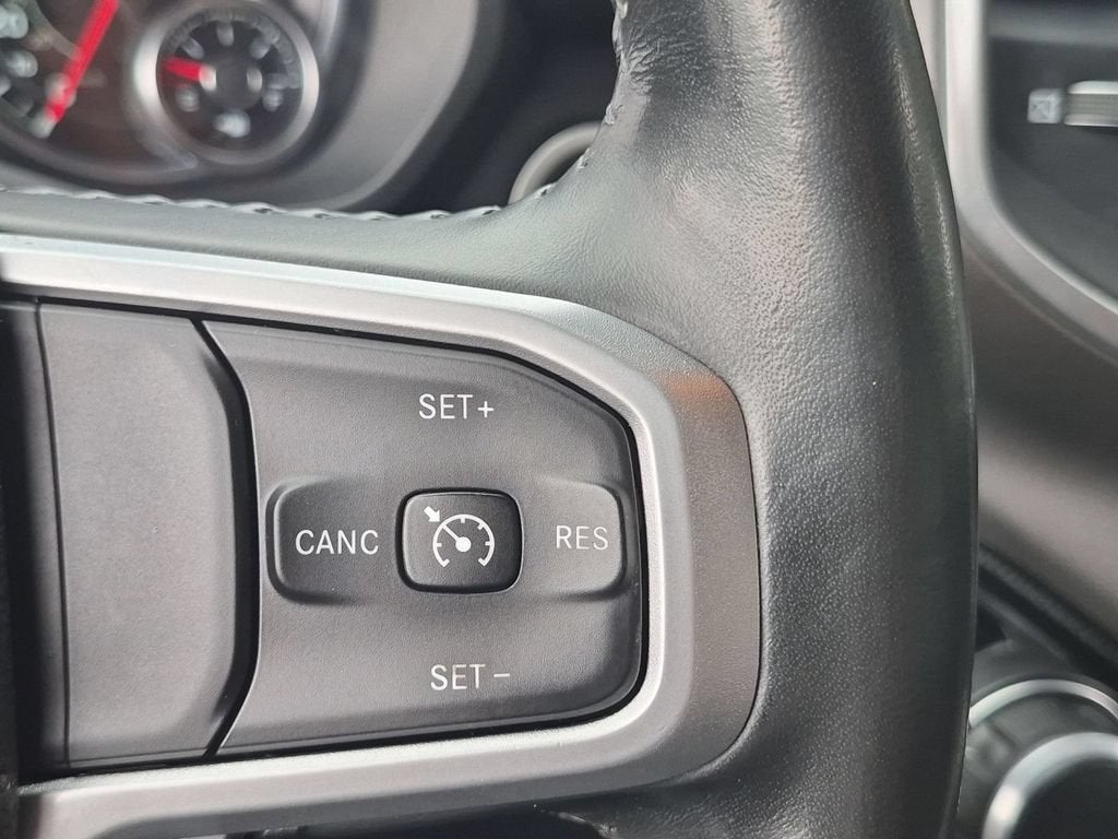2021 RAM 1500 Big Horn Crew Cab 4x4 5'7" Box