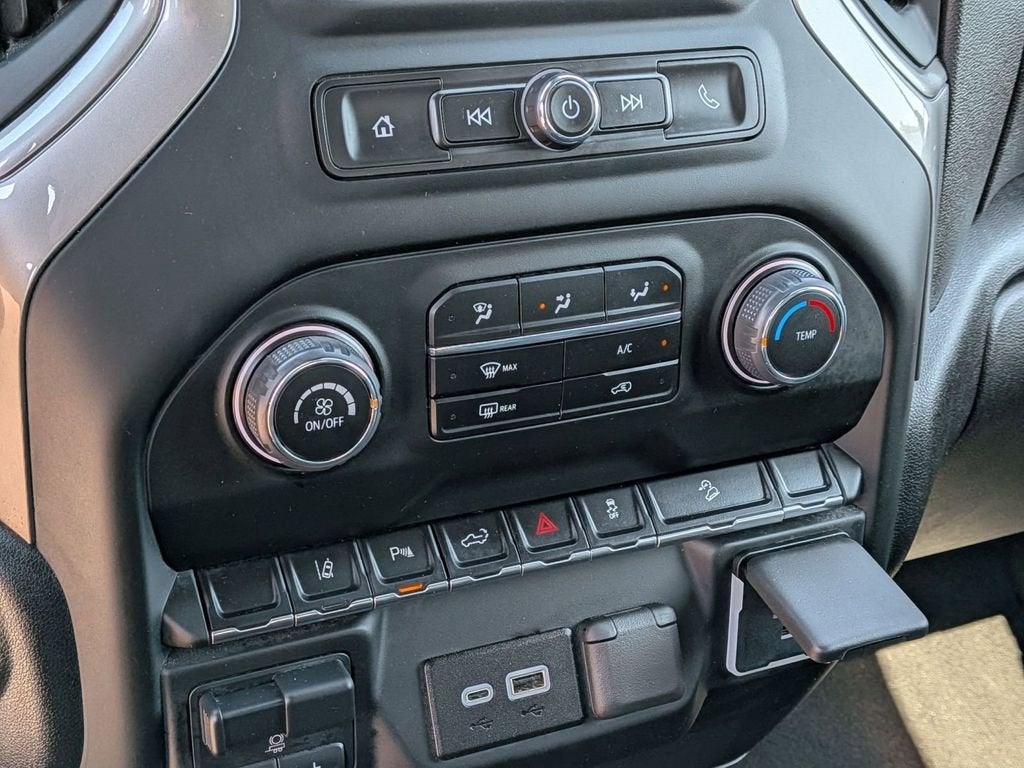 2024 Chevrolet Silverado 2500 HD Custom