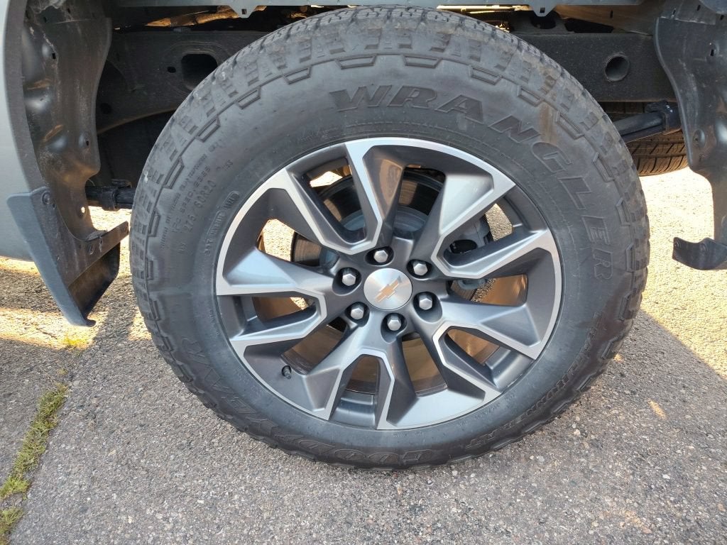 2024 Chevrolet Silverado 1500 LT (2FL)