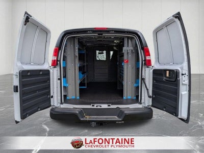 2025 Chevrolet Express Cargo WT