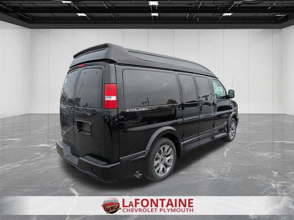 2026 Chevrolet Express Cargo WT