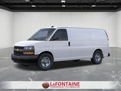 2025 Chevrolet Express Cargo WT