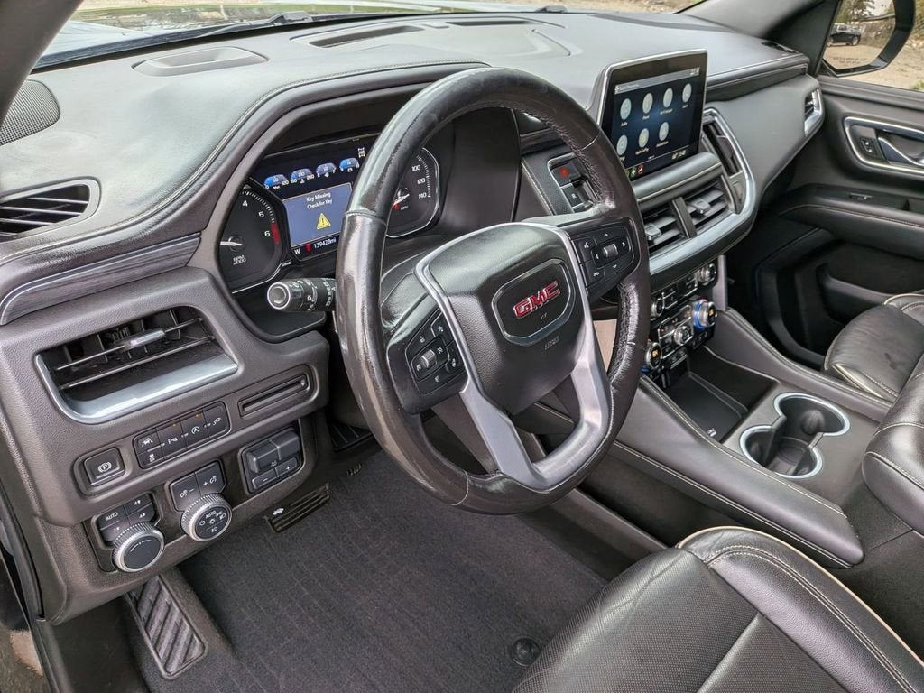 2021 GMC Yukon XL SLT
