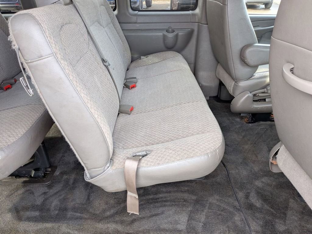 2013 GMC Savana Passenger 1500 LT