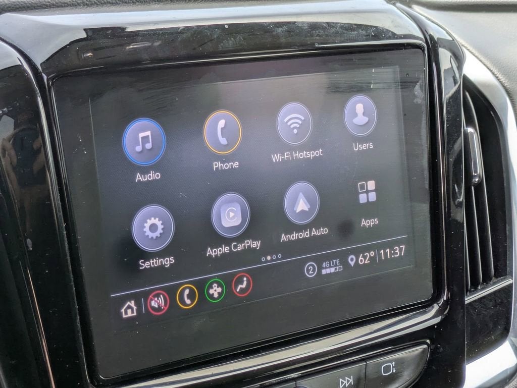 2020 Chevrolet Traverse LT Cloth