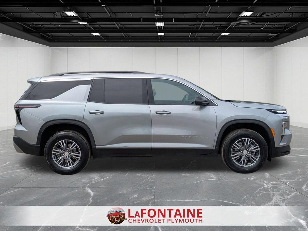 2025 Chevrolet Traverse LT