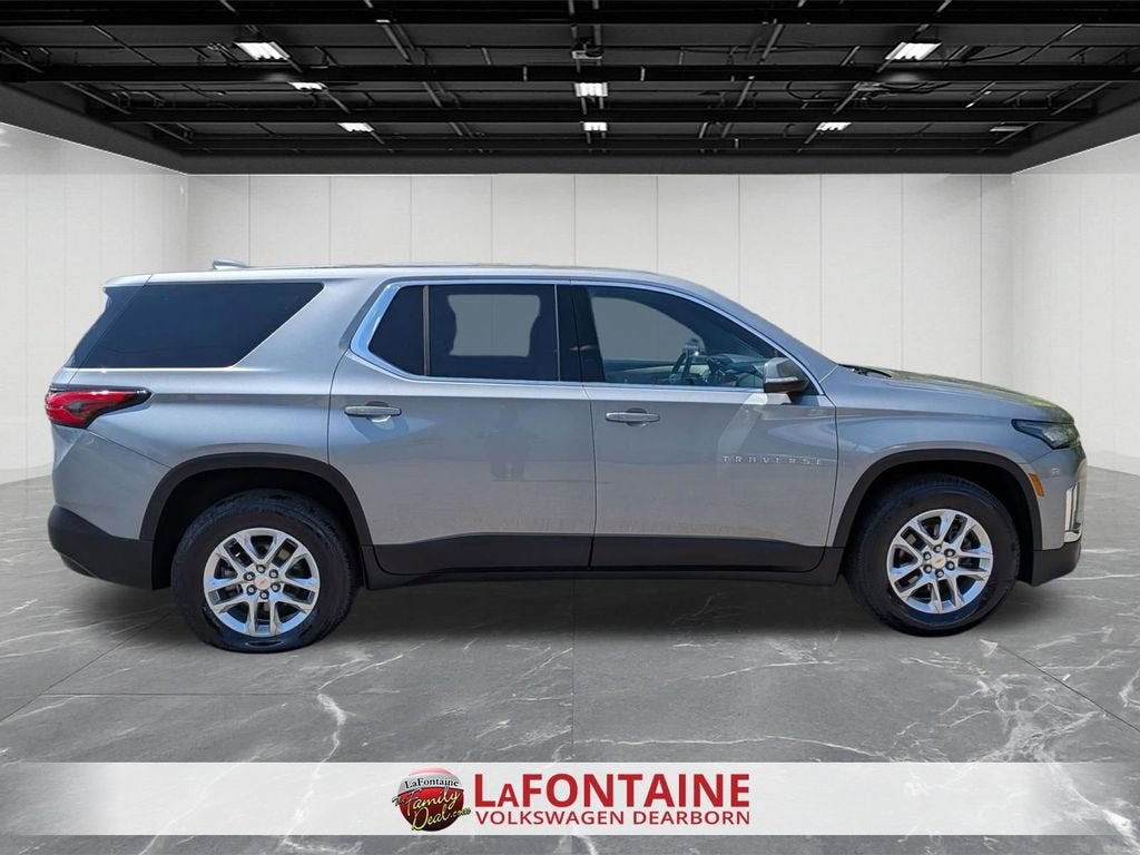 2023 Chevrolet Traverse LS