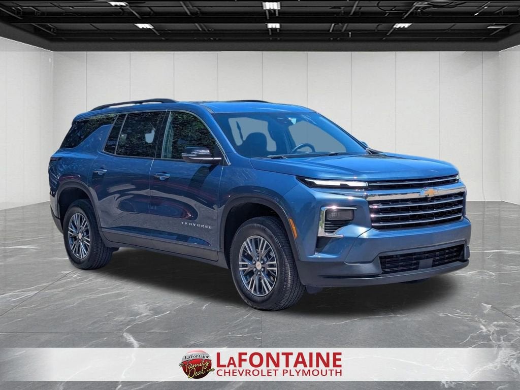 2025 Chevrolet Traverse LT