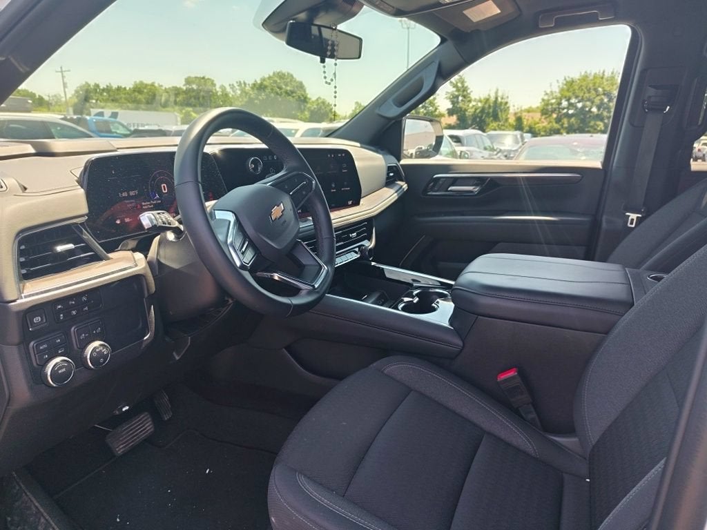 2025 Chevrolet Tahoe LS
