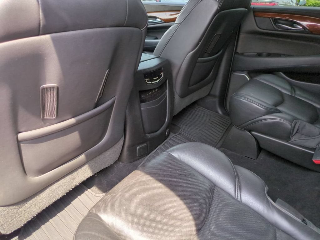 2017 Cadillac Escalade Luxury