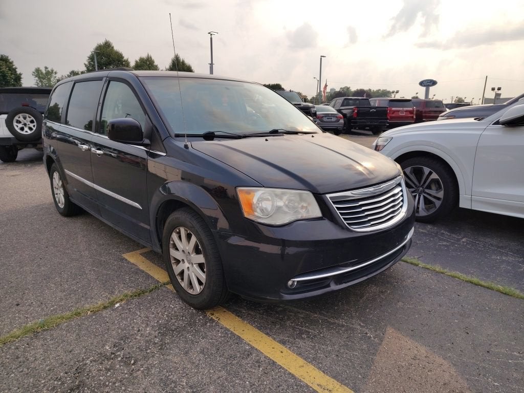 2015 Chrysler Town & Country Touring