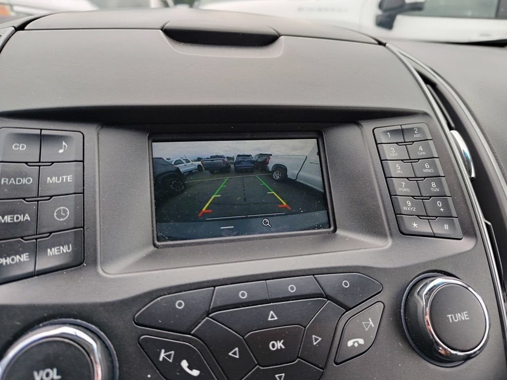 2015 Ford Edge SE
