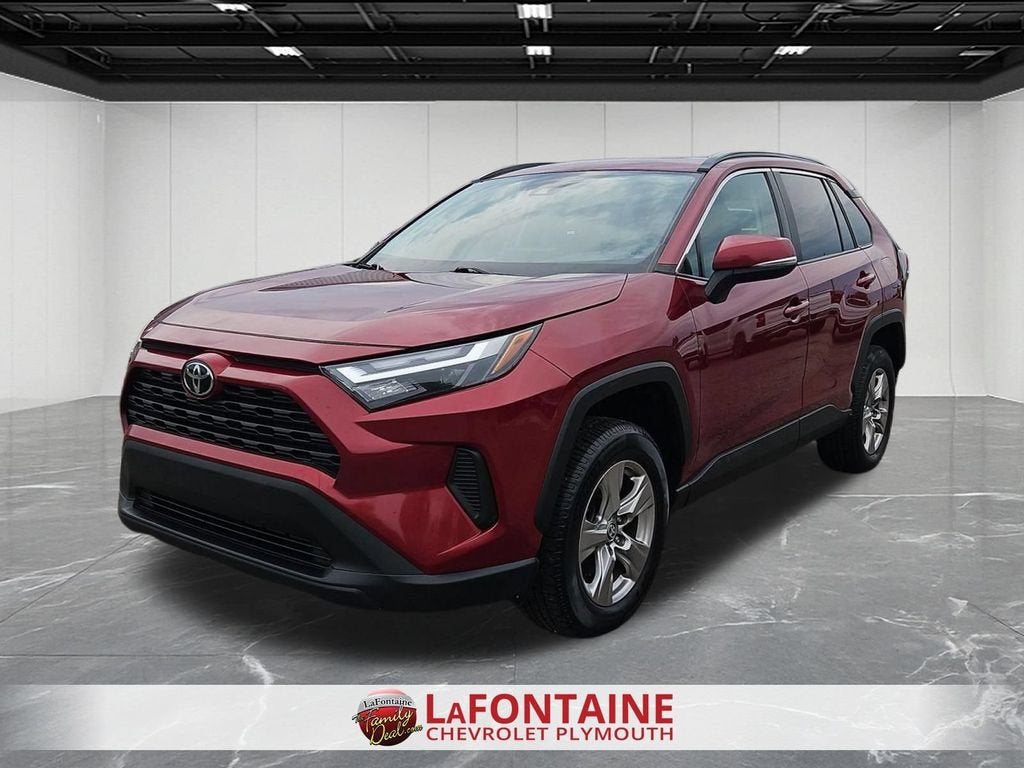 2022 Toyota RAV4 XLE