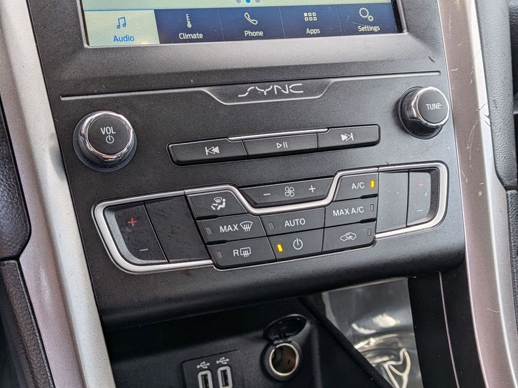 2020 Ford Fusion SE