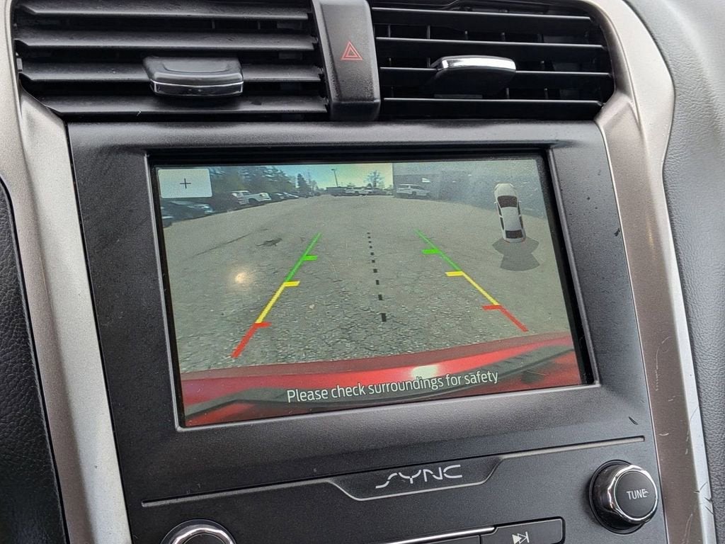 2020 Ford Fusion SE