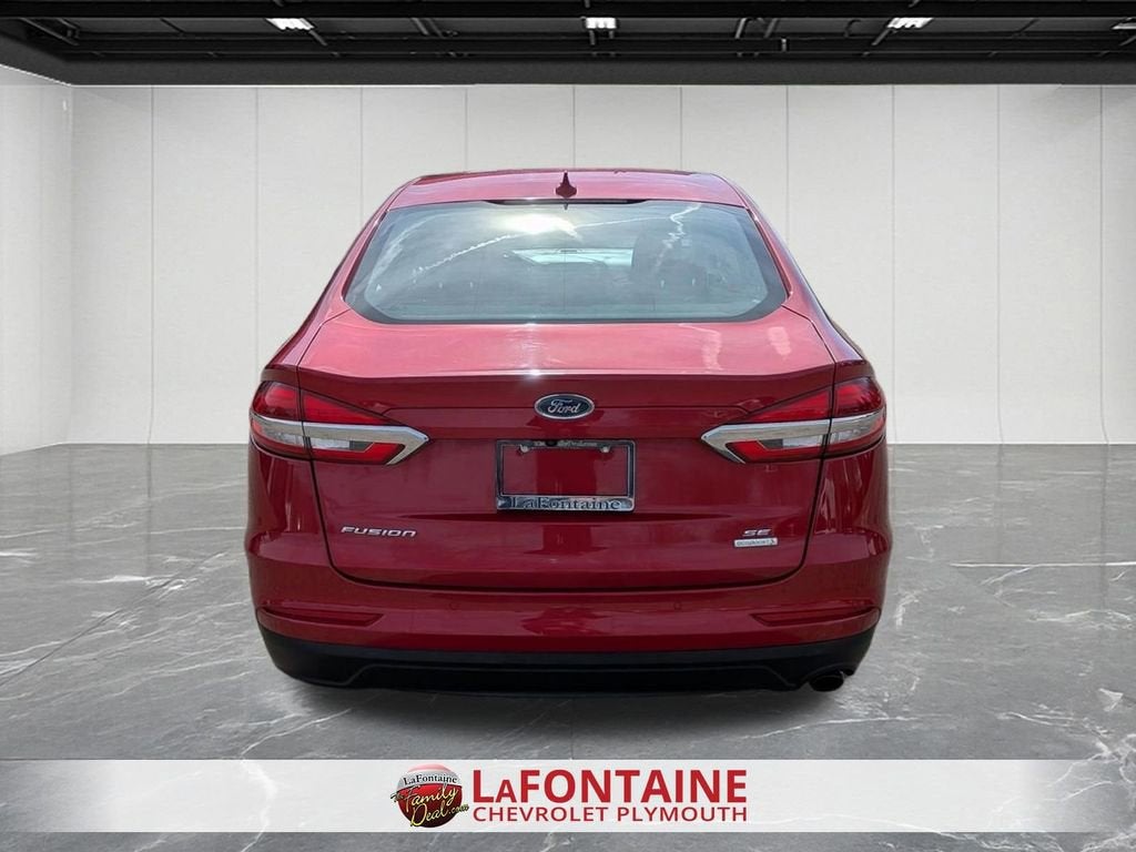 2020 Ford Fusion SE