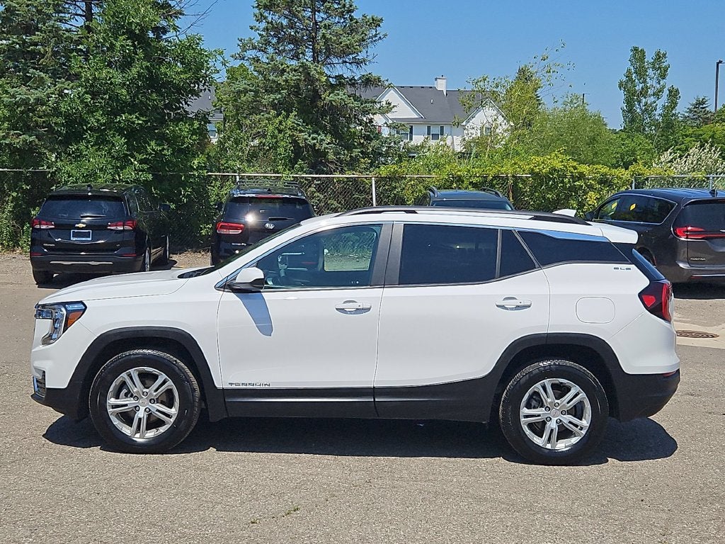 2023 GMC Terrain SLE