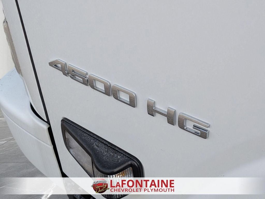 2024 Chevrolet Low Cab Forward 4500 HG Base