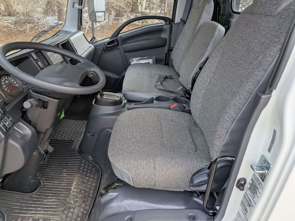 2024 Chevrolet Low Cab Forward 4500 HG Base