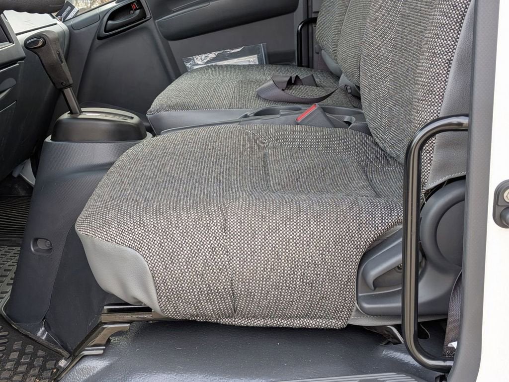 2024 Chevrolet Low Cab Forward 4500 HG Base