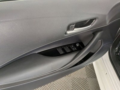 2020 Toyota Corolla Hatchback SE
