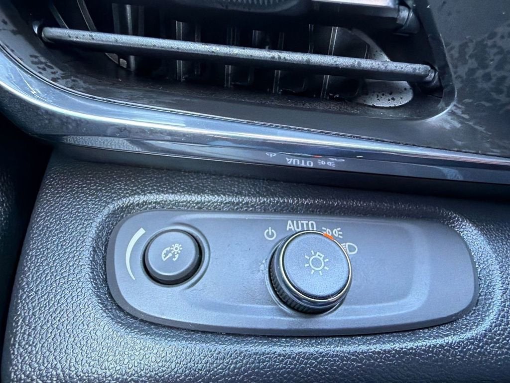 2025 Buick Envista Preferred