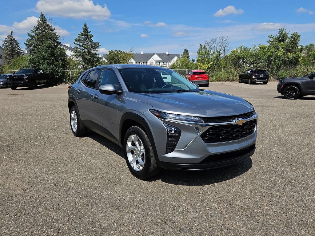 2024 Chevrolet Trax LS