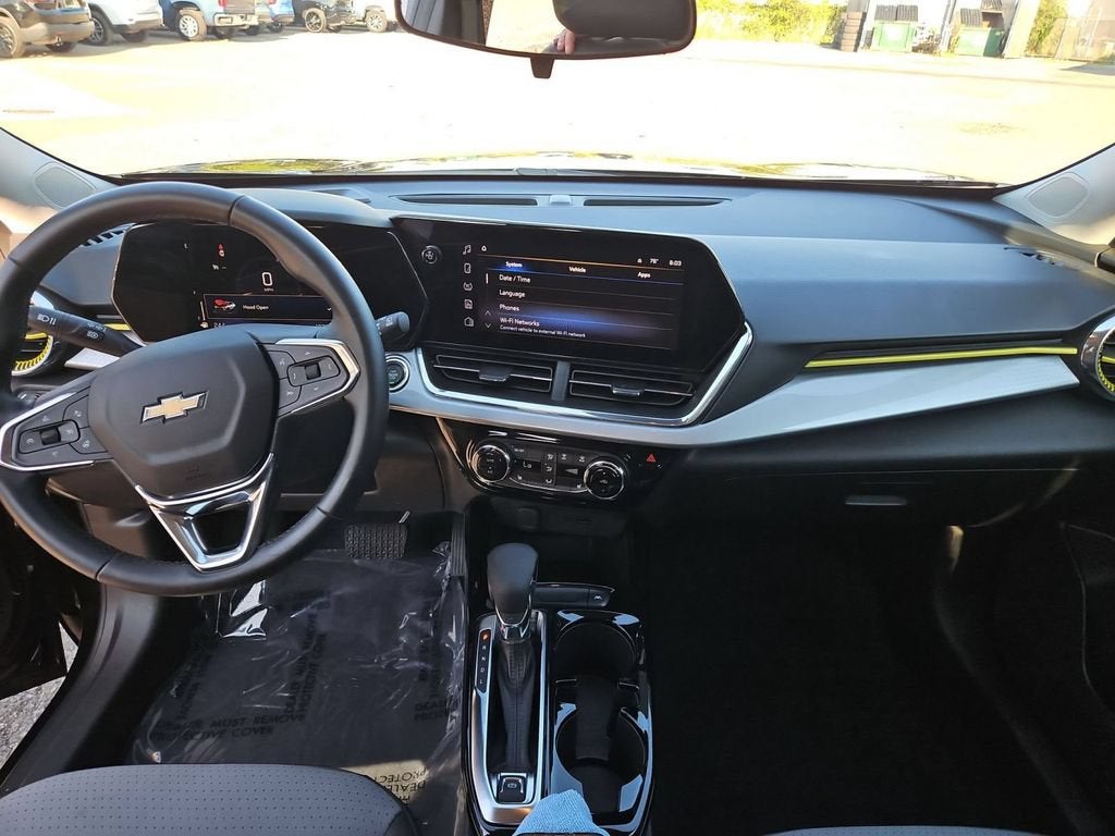 2024 Chevrolet Trax LT