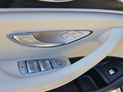 2017 Mercedes-Benz E 300 4MATIC®