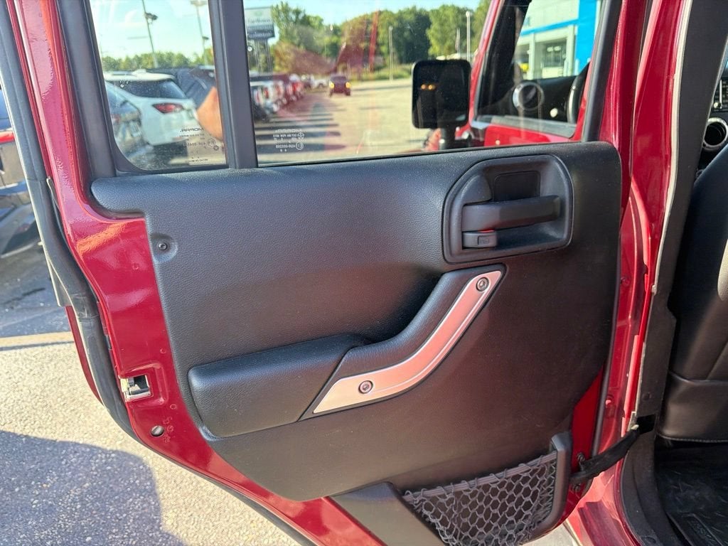 2013 Jeep Wrangler Unlimited Sahara