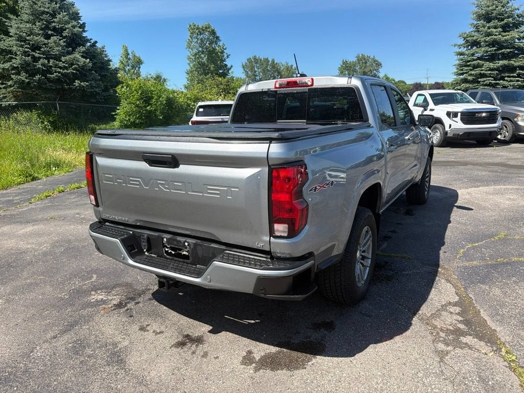 2024 Chevrolet Colorado LT