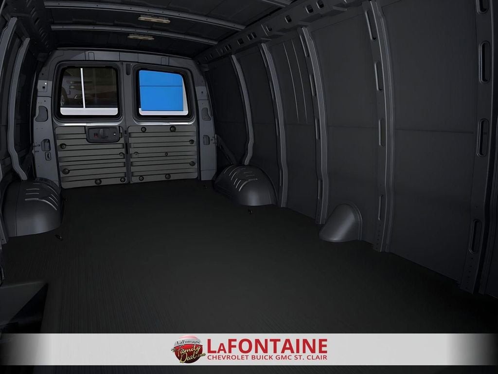 2025 Chevrolet Express Cargo WT