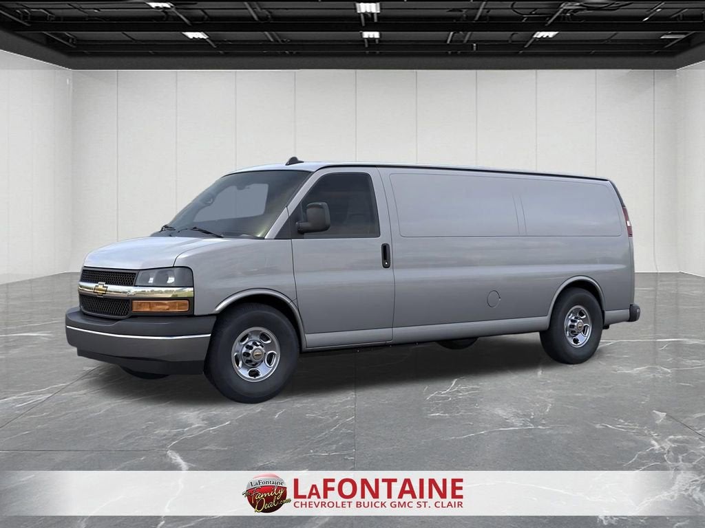 2025 Chevrolet Express Cargo WT